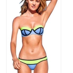Strapless bikini